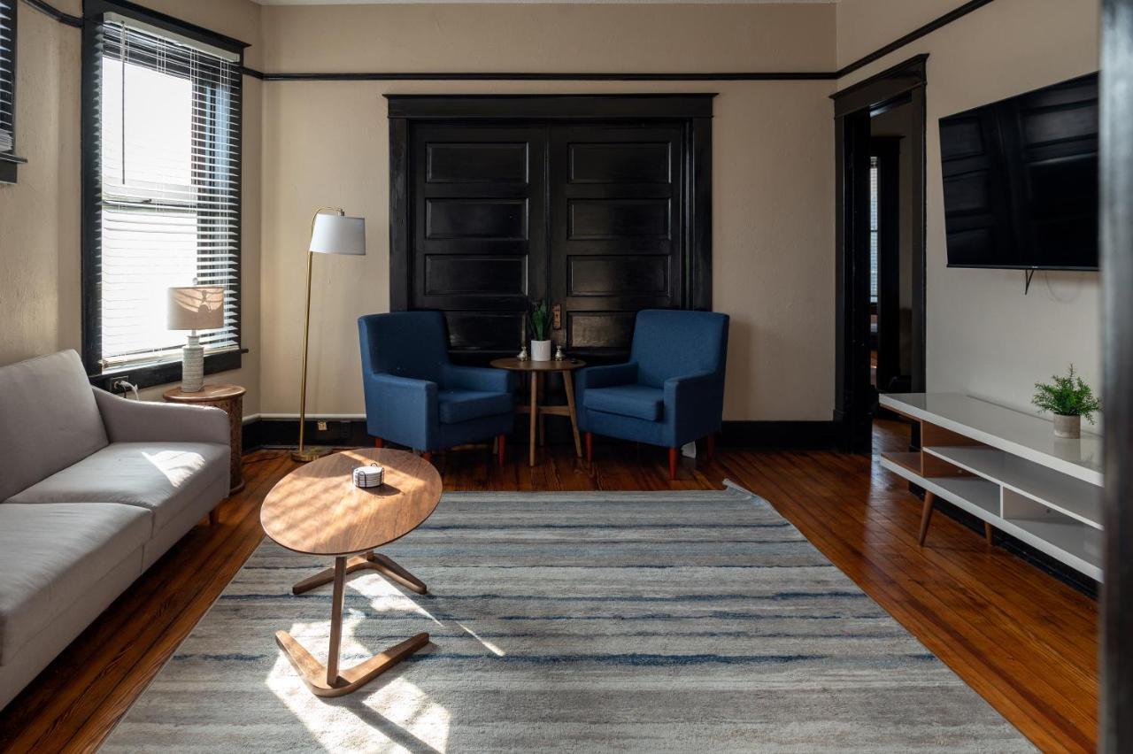 Updated 3 Bedroom Unit With Balcony! Cape Girardeau Buitenkant foto