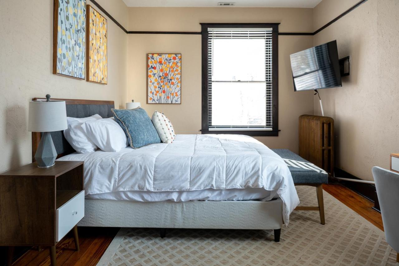 Updated 3 Bedroom Unit With Balcony! Cape Girardeau Buitenkant foto