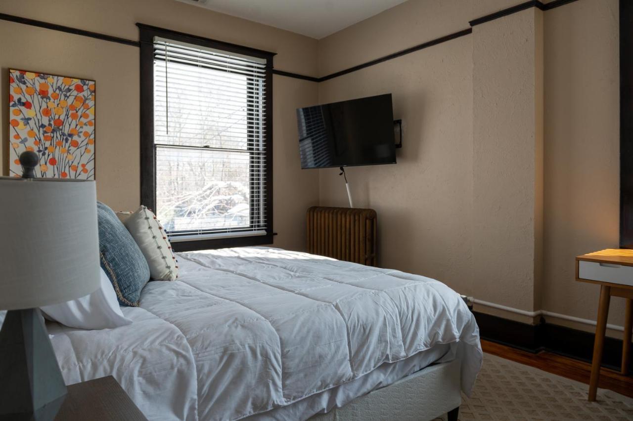Updated 3 Bedroom Unit With Balcony! Cape Girardeau Buitenkant foto